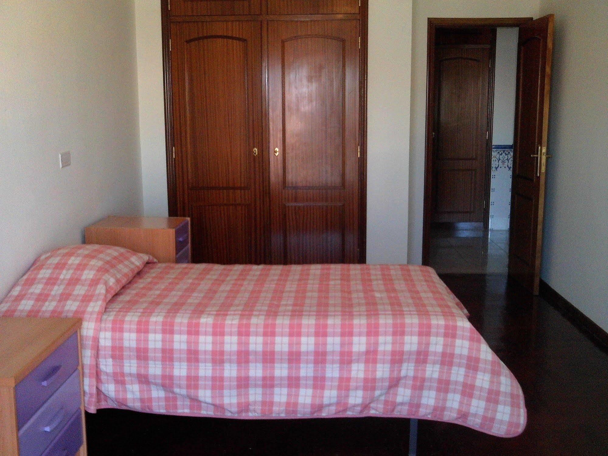 Homestay Marialva Park Seixal  Εξωτερικό φωτογραφία